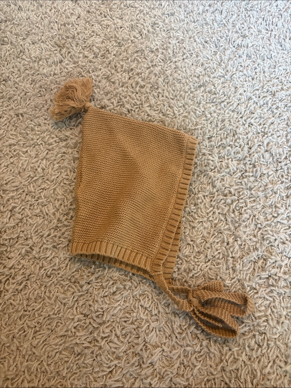 Quincy Mae Knit Tassel Bonnet in Camel